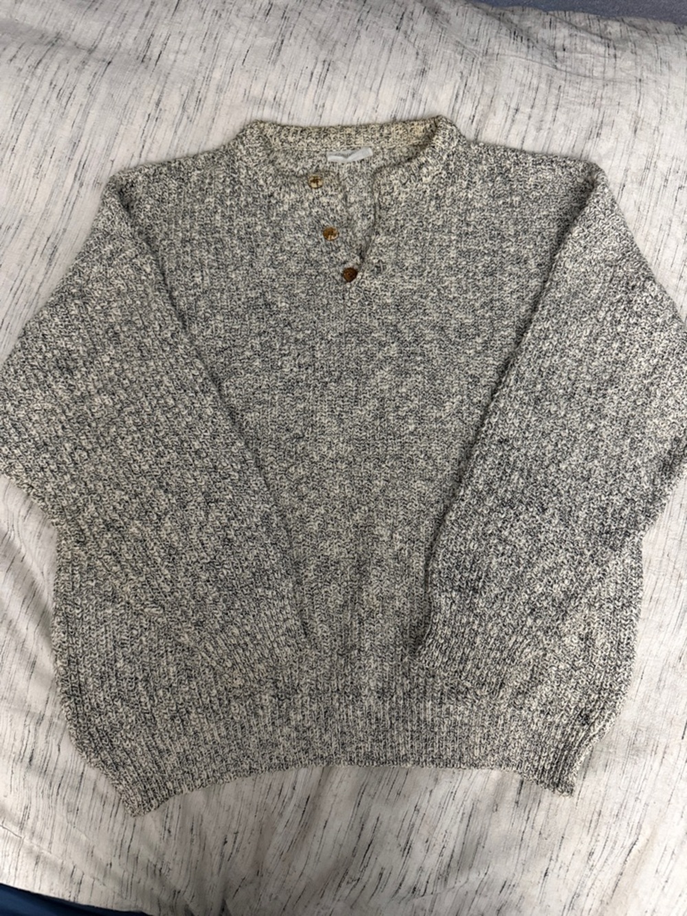 Men's Grey Slub Knit Henley Sweater